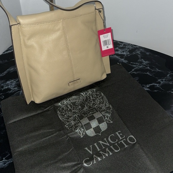 VINCE CAMUTO Handbag Livy Leather Crossbody Light Khaki Purse AUTHENTIC NWT - Picture 6 of 10